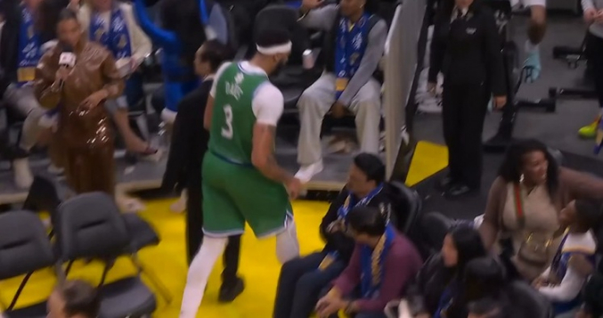 星空体育官网-包含里尔围绕全明星赛主帅复盘上海海港迎欧篮联关键赛，浓眉哥连续二十场比赛得分超过回归赛场瞬间刷屏的词条